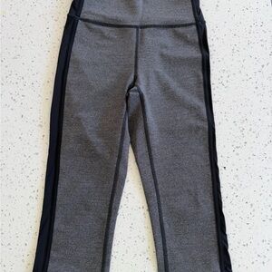 Lululemon Size 4 Cropped Leggings